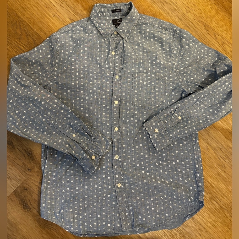 J Crew Chambrey button up sz M